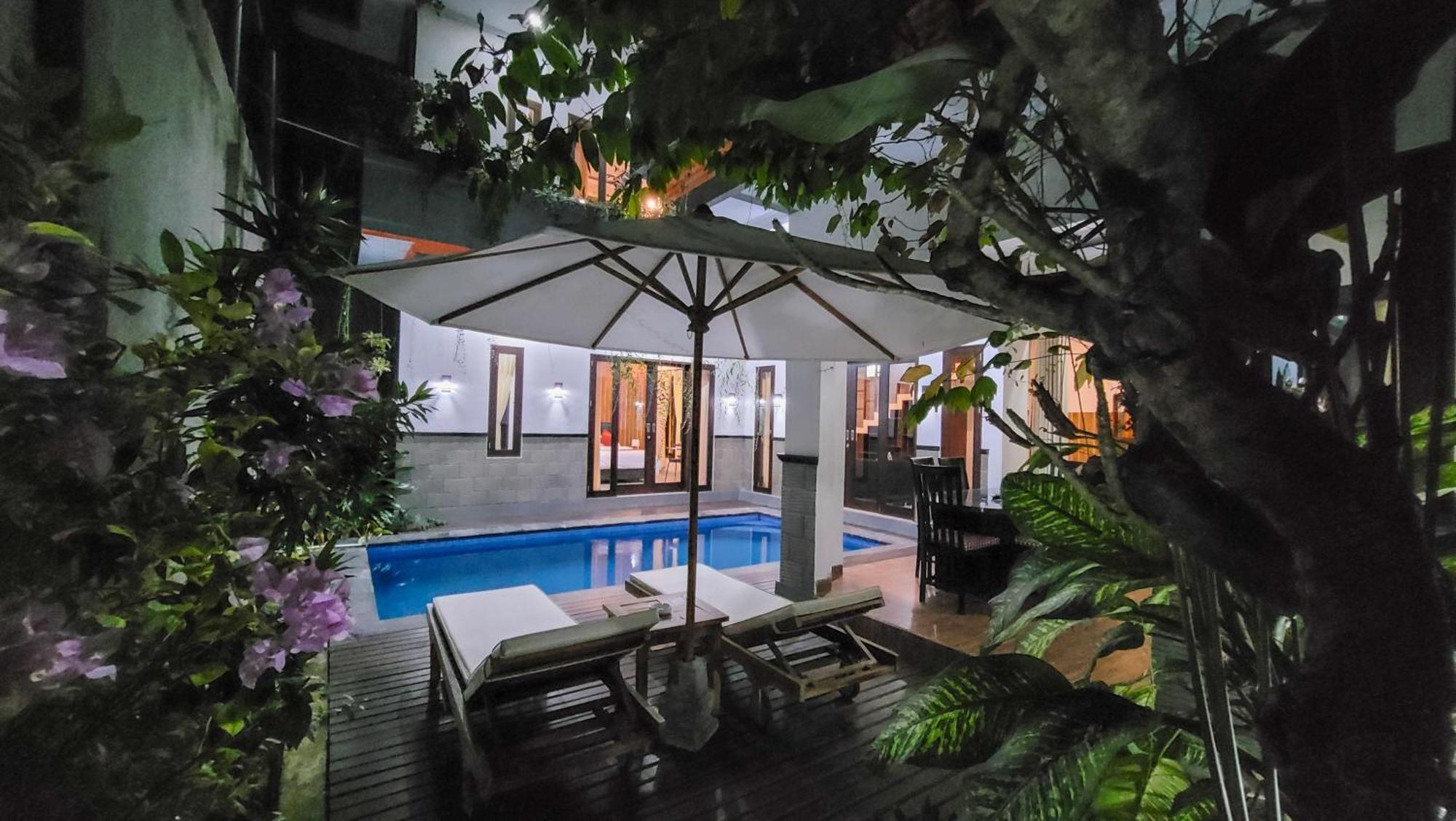 Ramantika Sunset Bay Villa Nusa Dua  Bagian luar foto